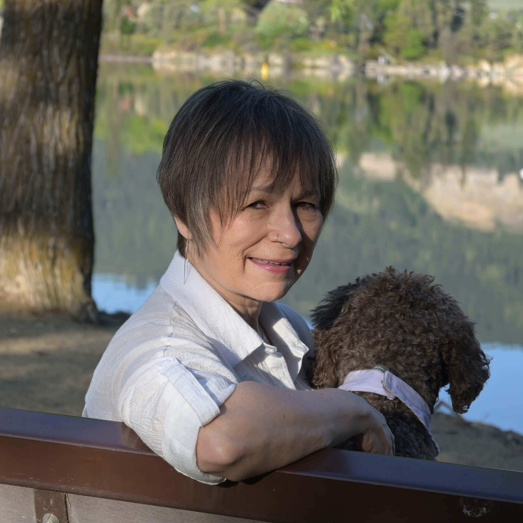 IMG_5669 Lois Hansen and herapy dog Katia